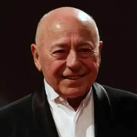 След 2 години дела: Продадоха дома на Тодор Колев