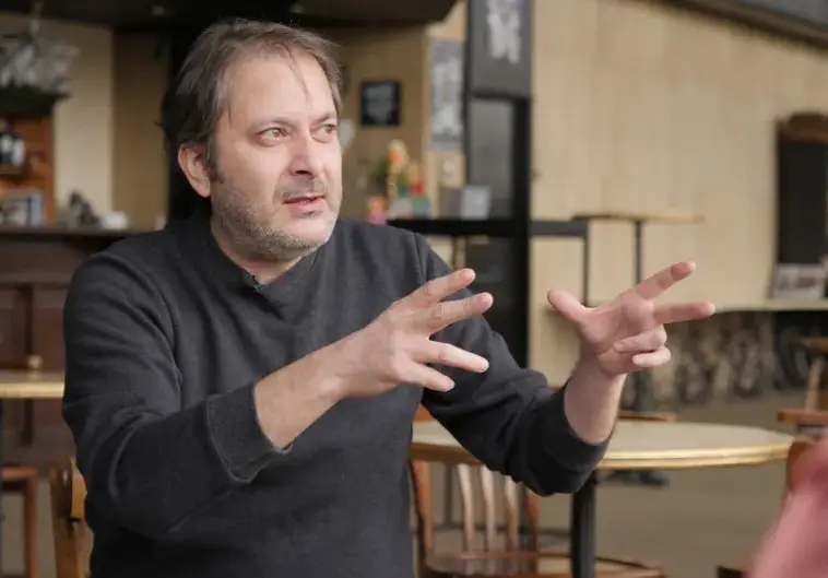 Стефан Денолюбов официално движи с новата си жена след развода (Снимка)