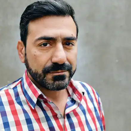 Стефан Щерев си отглежда индрише