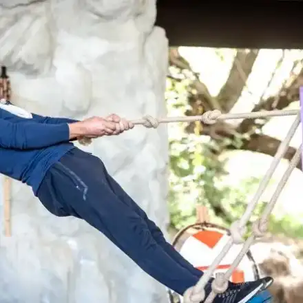 Стюардеса и ром отиват на финала на „Фермата“