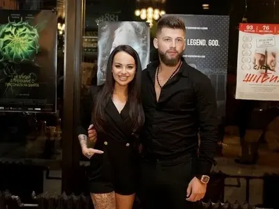 Сузанита скъса с поредното гадже, той я смени със силиконова гърла