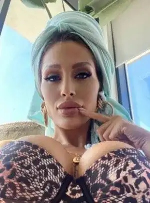 Ти да видиш! Джулиана Гани откри двойник на сина си в Русия (Вижте копието на малкия Давид)