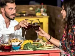 Бившата на Ники Илиев залюби пилот!  (Даяна Ханджиева отсвири Данчо и гушна Петър) СНИМКИ
