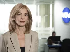 Миа Сантова се върна в Нова