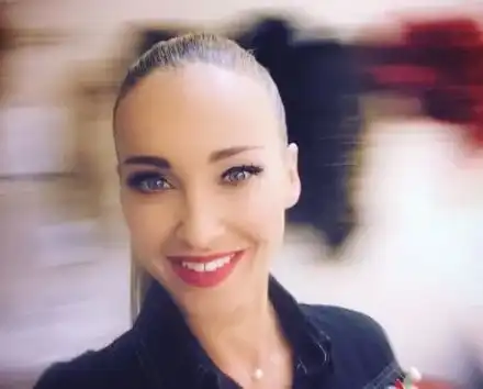 Алекс Раева тъжи за пътешествия! Вижте какви моменти сподели (СНИМКИ)