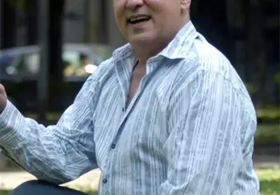 Бате Енчо търси работа като шлосер