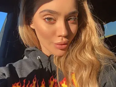 Биляна Лазарова с ново гадже, месец след като би шута на  бащата на детето й