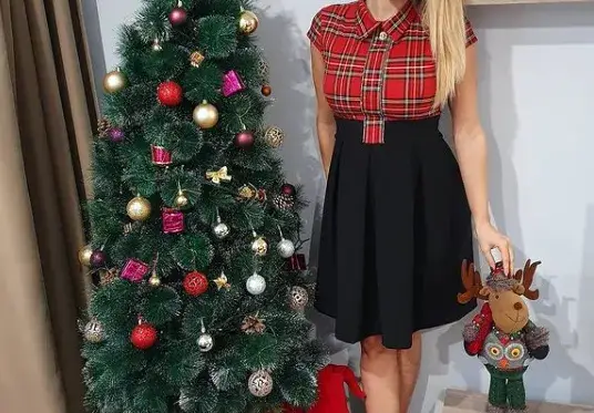 Бременната Ева Веселинова все е на път