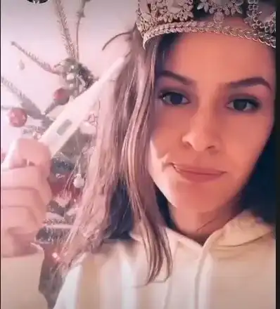 Чака ли бебе? Ханджиева показа тест за бременност