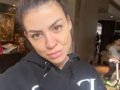 Деси Цонева се показа без грим