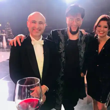 Ексклузивно в HotArena: БНТ троши луди пари за новогодишна програма, събра екс гаджетата Алекс Сърчаджиева и Руслан Мъйнов (Снимки)