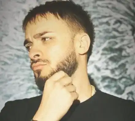 Ето я Амая на Криско! Щерката на рапъра се радва на първия сняг (ФОТО ТУК)