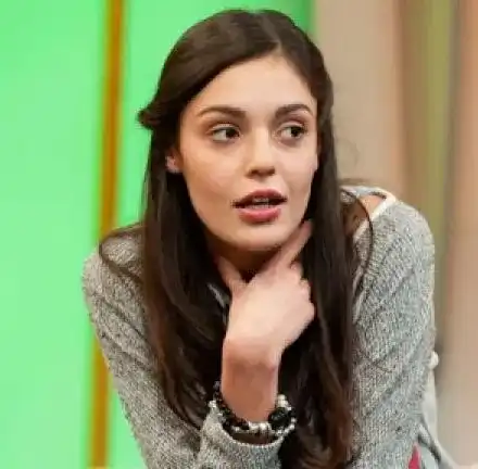 Евелин Костова се ядоса на коронавируса и се боядиса руса (Вижте я ТУК)