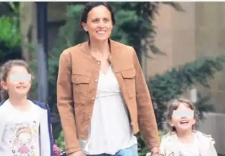 Генка Шикерова разходи мъжа си и децата в парка