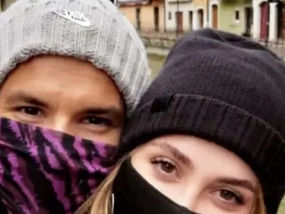 Гришо и Лолита заедно на Коледа (Снимки)