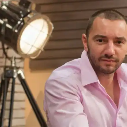 Хекимян вече командва от стола на Венелин Петков, ще получава 12 бона заплата на месец!