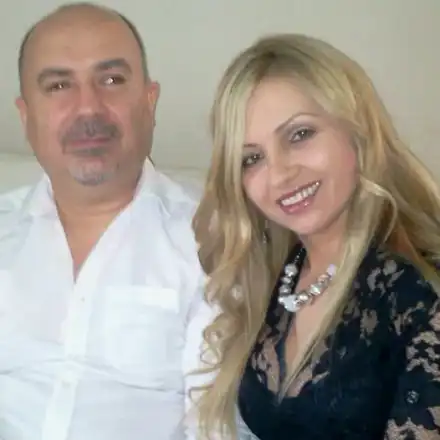 Жената на Орхан Мурад иска да е брокер