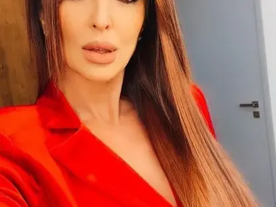 Какво се случва с очите на Глория?