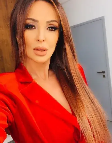 Какво се случва с очите на Глория?