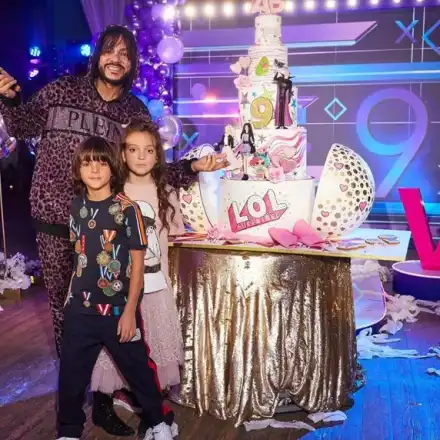 Киркоров с пищно тържество за ЧРД на дъщеря си (Снимки)