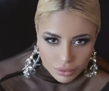 Коя, по дяволите, е Джейми, която взриви „Черешката на тортата”? (Платила ли е глуповатата инфлуенсърка участието си?)