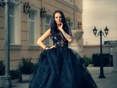 Лейди България 2019 Ивана Славова: Правят се страшно много частни партита, наемат си къщи, танцьорки, оркестър