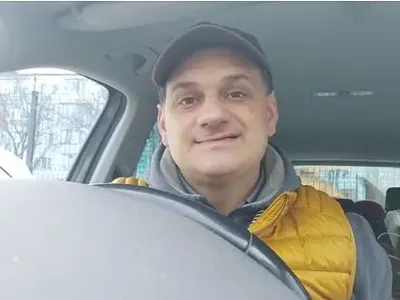 Мариан Бачев стана КУРИЕР! Актьорът помага на приятели