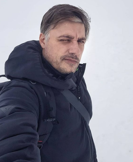 Наглост и непукизъм: Владо Карамазов дни наред заразявал с Ковид-19