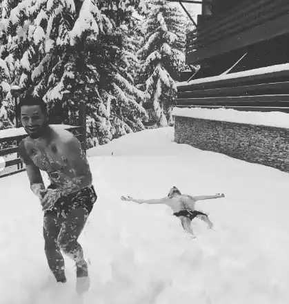 Папи Ханс чукна 30  по боксерки на студа