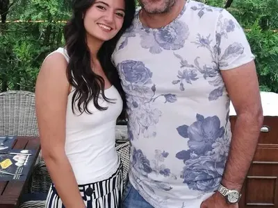 Пейо Пощальона затвори пиано бара и откри музикална школа за деца