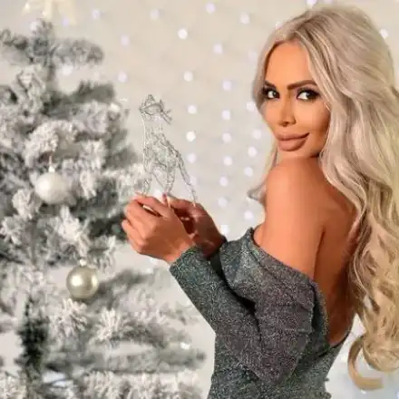 Предколедно! Жанета Осипова като леопардова Снежанка! (СНИМКИ)