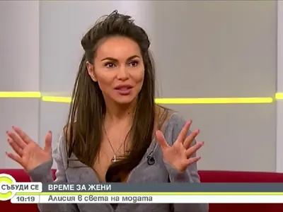 Ремонтирала ли си е Алисия лицето? (Чалгаджийката блесна променена и със странна прическа)
