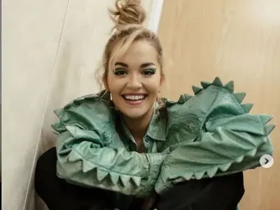 Рита Ора излетя? (Красавицата участва в риалити шоу)