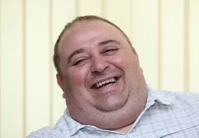 С първата си заплата Любо Нейков изял един кашон с банани