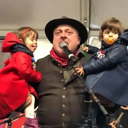 Щерките на Ути са като две капки вода