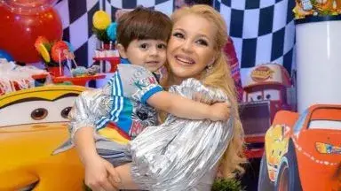 Синът на Десислава се качи на ринга