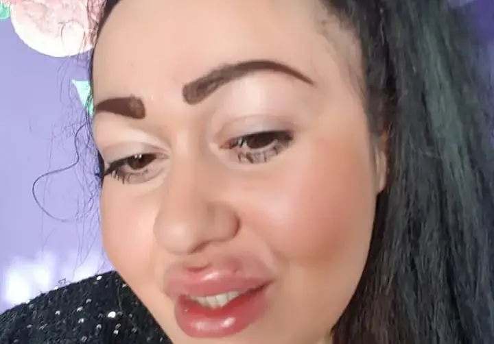 Скандалната интернет звезда Ваня Великова е първият участник в Мис Плюс Сайз