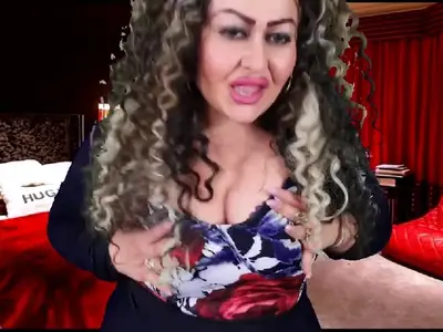 Скандалната Ваня Великова: Килограмите не ми пречат да съм желана, обожатели ме  заливат с неприлични предложения!