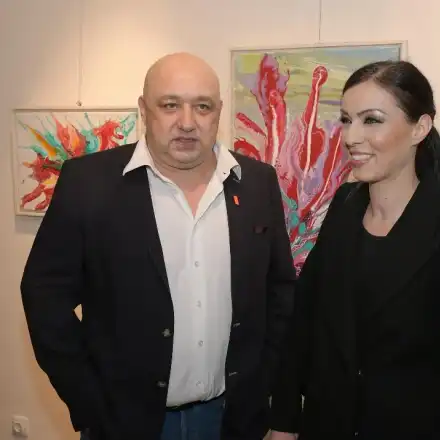 Вижте как Виктория Петрова реагирала щом узнала, че е бременна