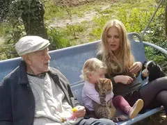 Ицко Финци отглежда кълнове