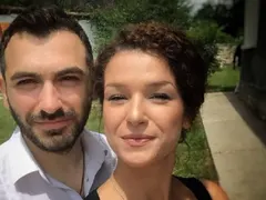 Алекс Кръстева посрещна празниците в нов дом