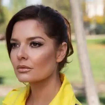 Алекс Сърчаджиева влиза в „Откраднат живот“ (Вижте каква роля й дадоха)