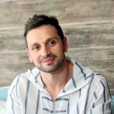 Александър Сано става звезда в САЩ