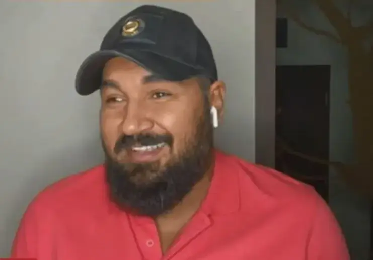 Азис не си помни текстовете на песните си