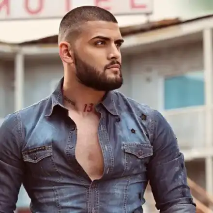 Боксьор е новата звезда на поп фолка