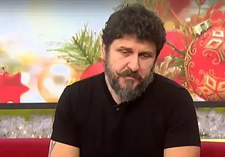 Болен от Ковид-19, Блатечки замяза на бараба