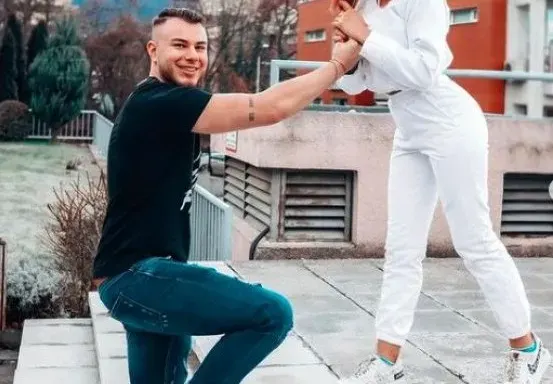 Диона би шута на Торино