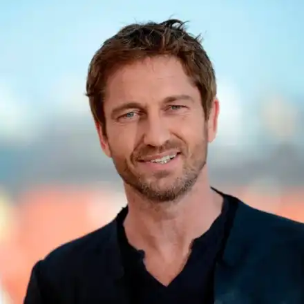 Джерард Бътлър отново у нас: Момичета, сам съм!