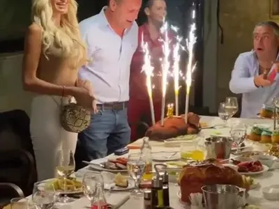 Фенка на Рачков тормози гаджето му, блондинката пропищя (Снимки)