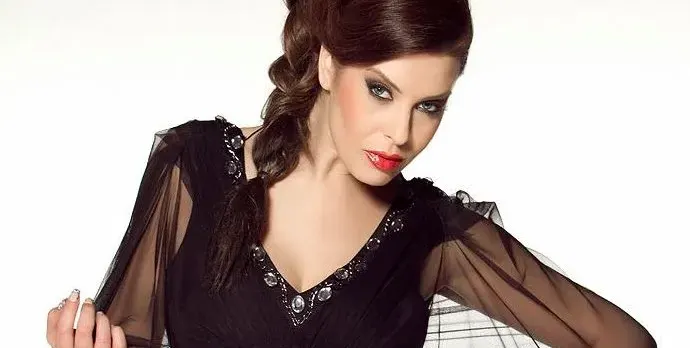 Фолк певицата Силвия ИЗРИГНА: Не съм пробила, минавайки през легла!